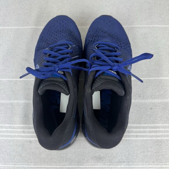 Athletic_Shoes